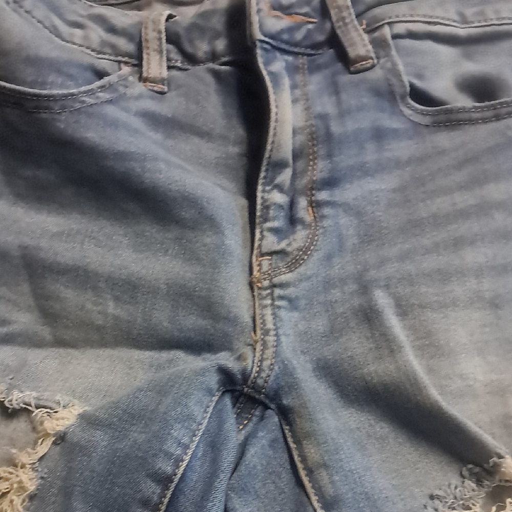 American Eagle Outfitters Light Blue Distressed Jeans